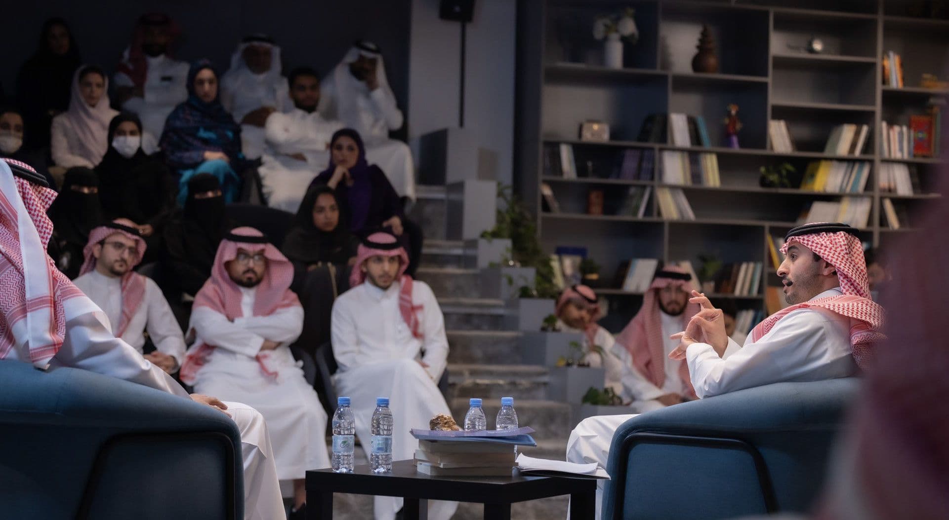 خلفية القسم